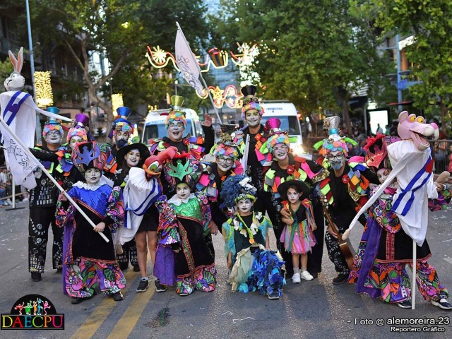 DESFILE_DE_CARNAVAL_025