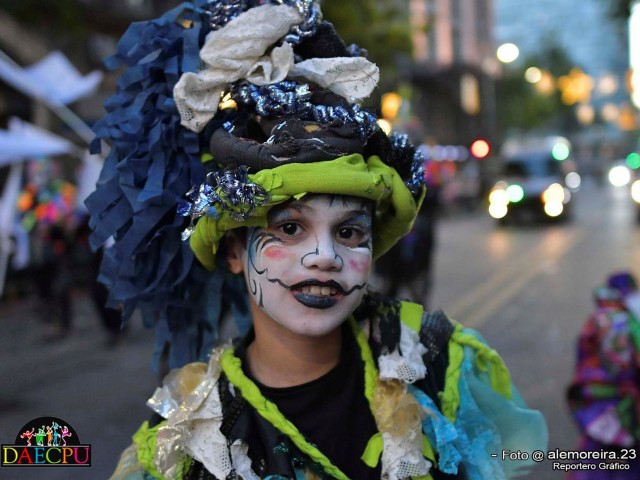 DESFILE_DE_CARNAVAL_034
