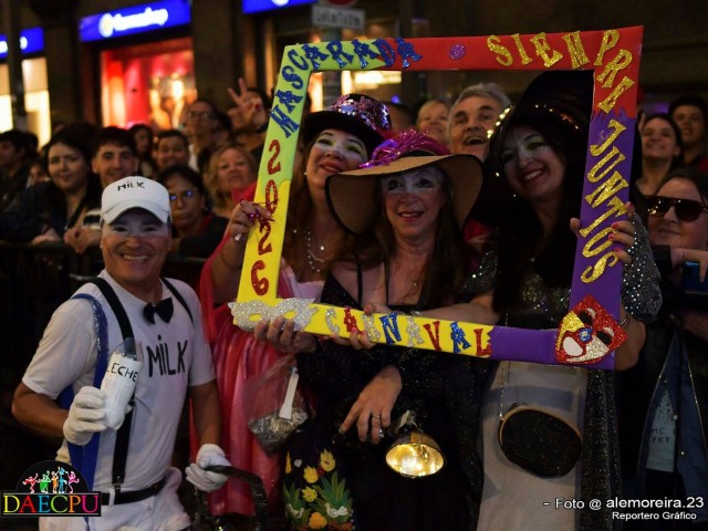 DESFILE_DE_CARNAVAL_051