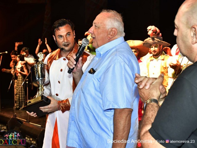 TEATRO-ENTREGA_DE_PREMIOS-01-1042