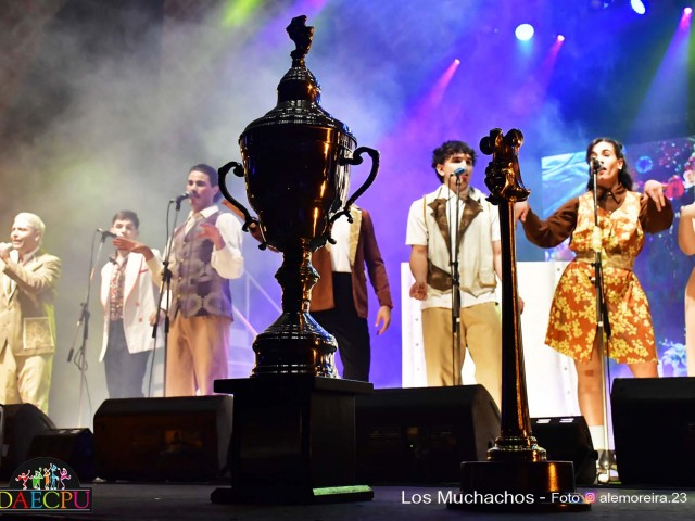 TEATRO-ENTREGA_DE_PREMIOS-01-1126